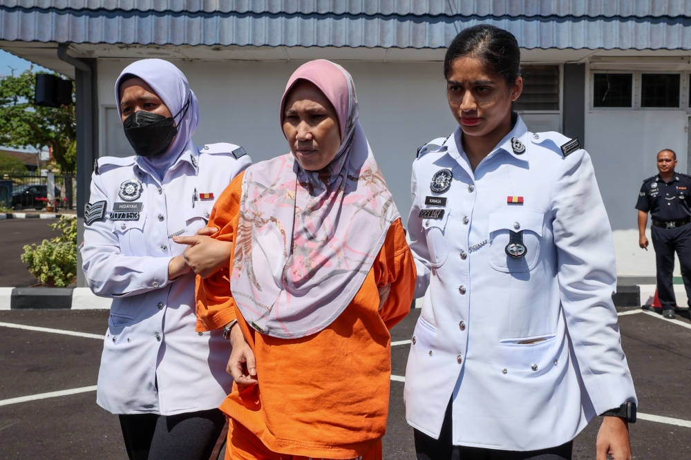 Mohd Khairi said the charges against the mother of the three children today were made under Section 302 of the Penal Code and Section 307 (1) of the same act on the instructions of the Attorney General’s Chamber. — Bernama pic