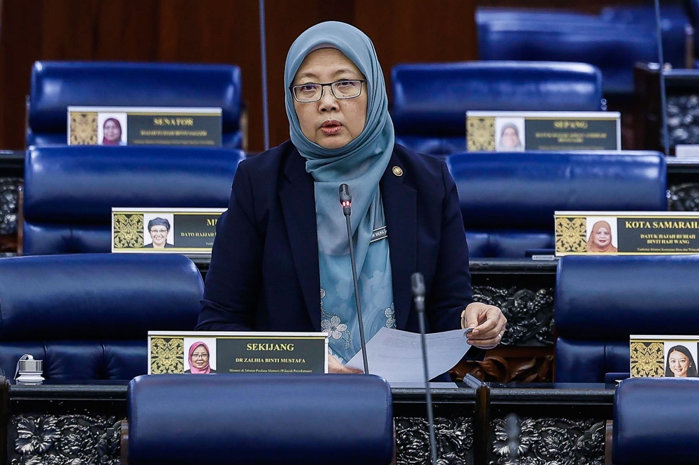 Dr Zaliha said prostitution syndicates were using eateries and food courts on Jalan Pudu and Jalan Loke Yew as fronts for immoral services. — Bernama pic