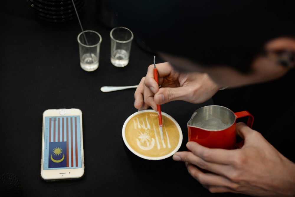 Employers will have to make salary adjustments for their minimum wage staff starting February 1, 2025 but those with fewer than five workers get to defer it until August 1, 2025. — Picture by KE Ooi