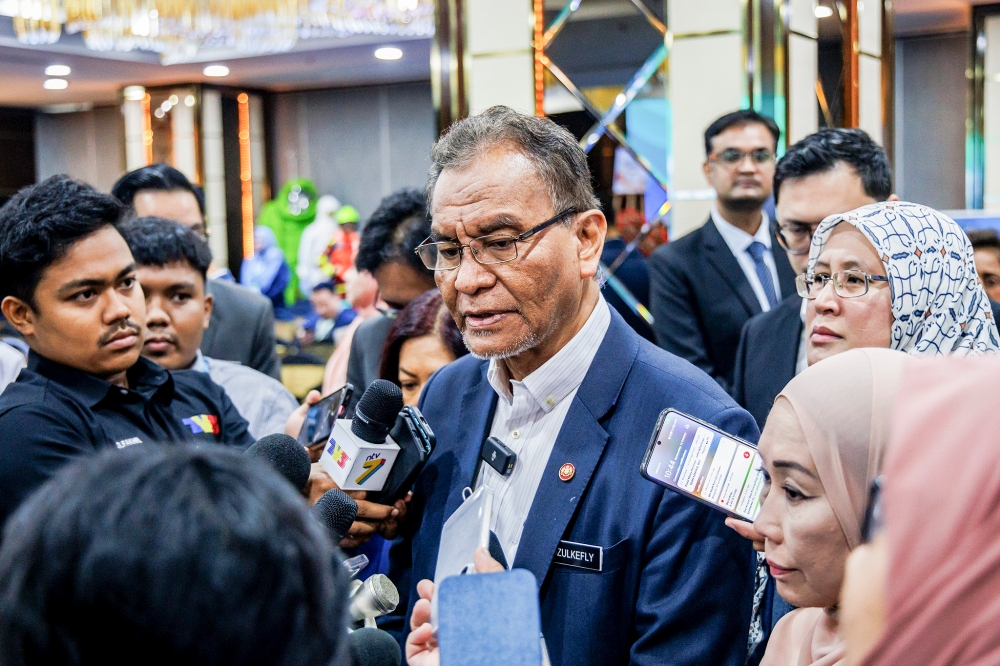 Health Minister Datuk Seri Dr Dzulkefly Ahmad said the figure represented an increase compared to last year, which saw 96,127 notices issued, totalling RM24 million in fines. — Picture by Firdaus Latif