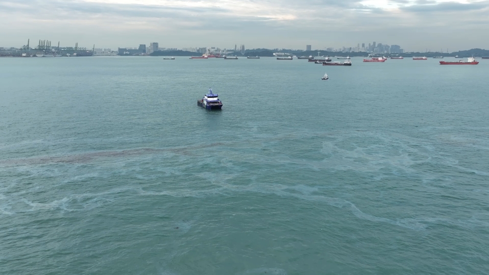 Shell confirmed the leak which it said occurred at the Shell Energy and Chemicals Park Singapore on Bukom. — Picture from Facebook/Maritime and Port Authority