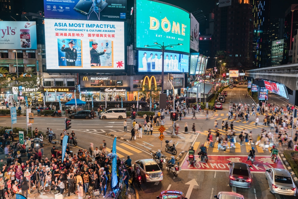 The Department of Statistics previously reported that advance estimates indicate that Malaysia’s economy grew by 5.3 per cent in the 3Q 2024. — Picture by Raymond Manuel