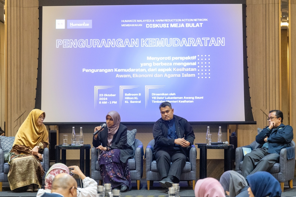 (L-R) Consultant clinical psychologist Azlina Mohamad Ghaffar, assistant professor at International Islamic University Dr Ummu Afeera Zainulabid, Islamic Medical Association Malaysia coordinator of Islamic medical ethics, Dr Ahmad Faidhi Mohd Zaini, and Institut Kefahaman Islam Malaysia  research director Dr Shaikh Mohd Saifuddeen Salleh at a roundtable on harm reduction. Oct 23, 2024. — Picture by Firdaus Latif
