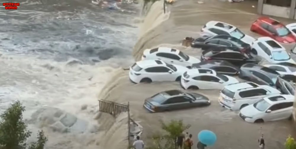 A rare mix of astronomical and meteorological on October 21, 2024 caused an unusual tidal surge that turned coastal cities in eastern China, like Dalian (pictured here) into the sea, wrecking vehicles but no casualties were reported. — Screenshot from YouTube/Mysterious Weather