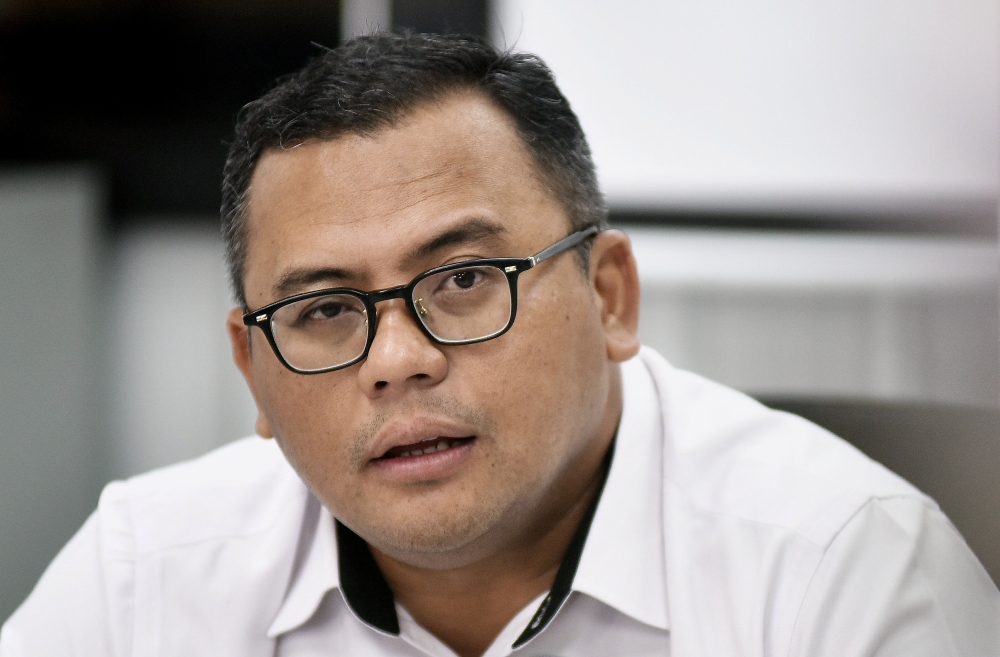 Selangor Menteri Besar Datuk Seri Amirudin Shari said  MBI would cooperate fully with MACC as it was committed to upholding integrity.  — Bernama pic