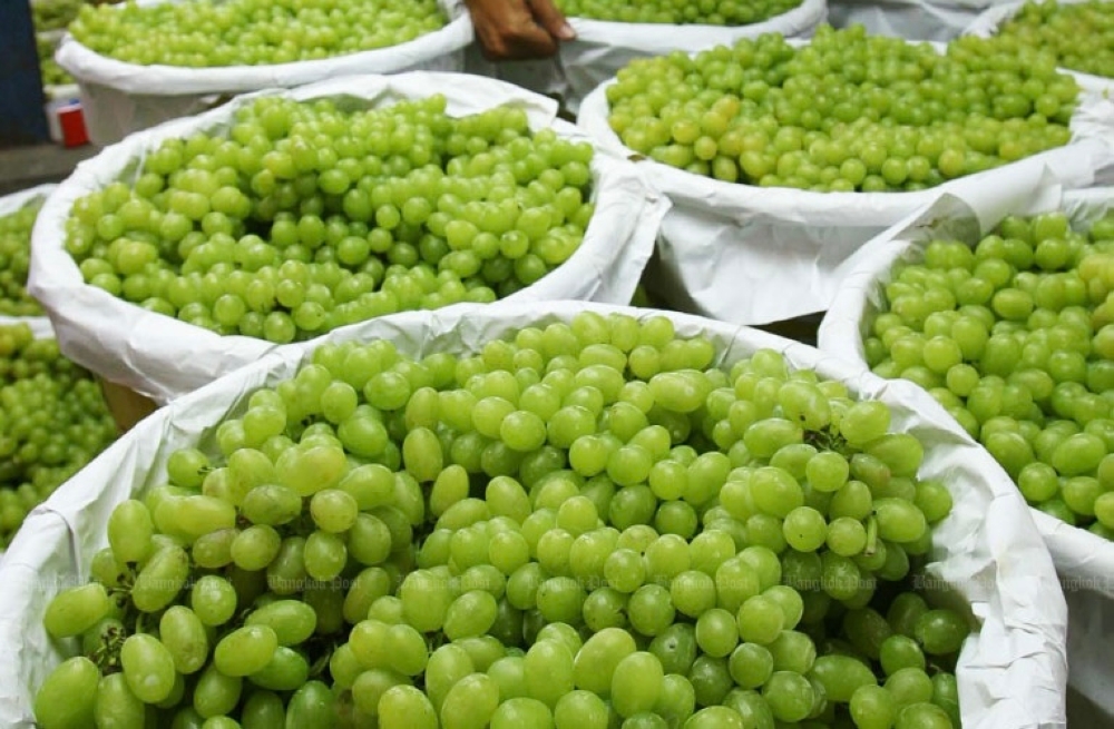 Thai-PAN and the Thai Consumer Council have urged the Ministry of Public Health Thailand to take immediate action, including requiring importers and distributors to label the country of origin for imported ‘Shine Muscat’ grapes. — Picture via Facebook