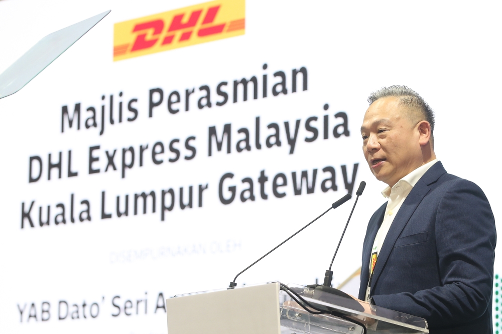 DHL Express Malaysia and Brunei managing director Julian Neo speaks during the launch of the DHL Express KL Gateway at KLIA AirCargo Terminal One (KACT 1) in Sepang, Selangor on October 28, 2024. — Picture by Yusof Mat Isa