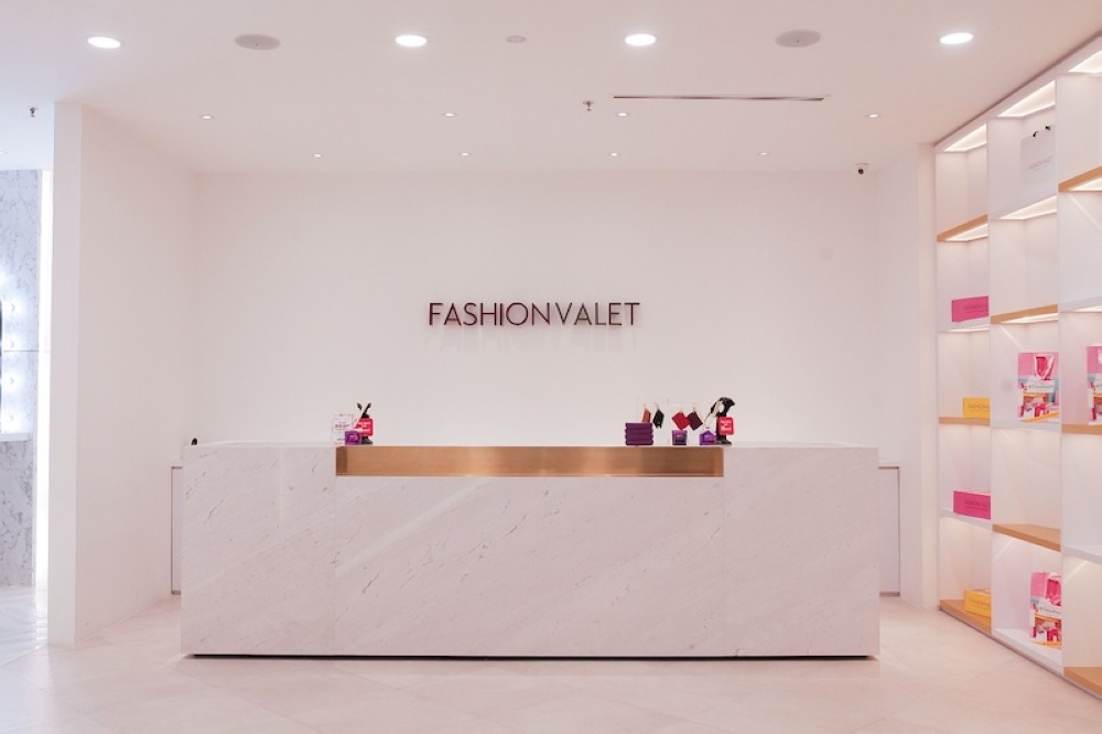 Communications Minister Fahmi Fadzil today told the public to give Permodalan Nasional Berhad (PNB) and Khazanah Nasional Bhd (Khazanah) some time to explain their losses in Fashion Valet Sdn Bhd investment. — Picture courtesy of FashionValet