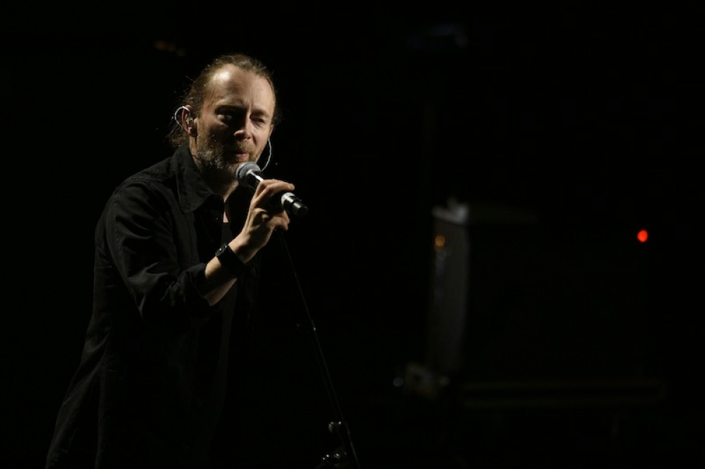 Yorke was performing a solo show last night in Melbourne when a concert goer began chiding him about the mounting death toll in Gaza. — AFP pic