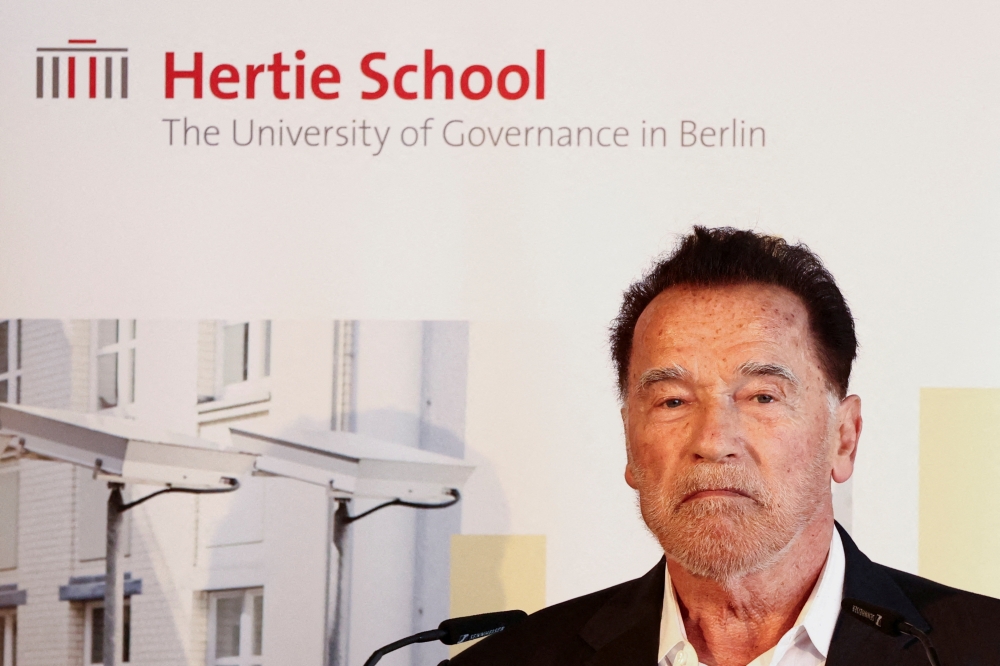 Schwarzenegger said while he had issues with both major parties, Trump’s rhetoric calling the United States ‘a trash can for the world’ had made him ‘furious.’ — Reuters pic