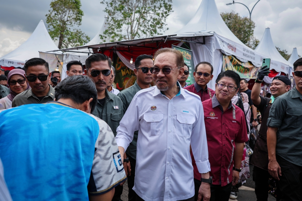 Prime Minister Datuk Seri Anwar Ibrahim said even though he is the chairman of Khazanah, he will not stop the Malaysian Anti-Corruption Commission (MACC) from investigating the government’s sovereign wealth fund. — Bernama pic 