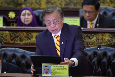 Abang Johari introduces new basic needs aid for eligible Sarawakians ranging from RM250 to RM800; pocket money for students worth RM1,200