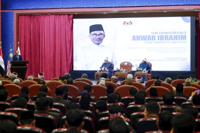 Al-Azhar University agrees to offer scholarships for outstanding Malaysian students in tech, medicine and engineering, says PM Anwar