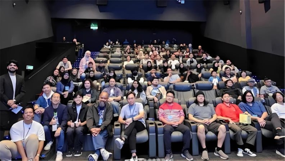 Malaysia's literary scene is flourishing, with many titles making the leap from page to screen. — Picture via instagram/gsccinemas