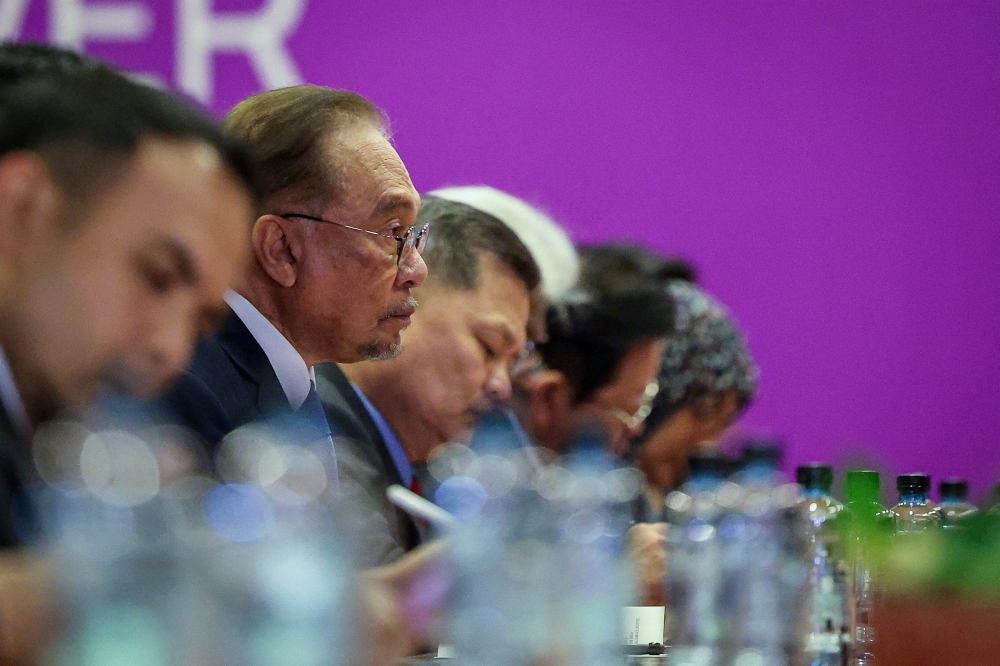 Prime Minister Datuk Seri Anwar Ibrahim said it was encouraging to see the Asia Pacific Economic Cooperation (Apec), which is predominantly an economy and trade forum, address the atrocities against the Palestinians. — Bernama pic