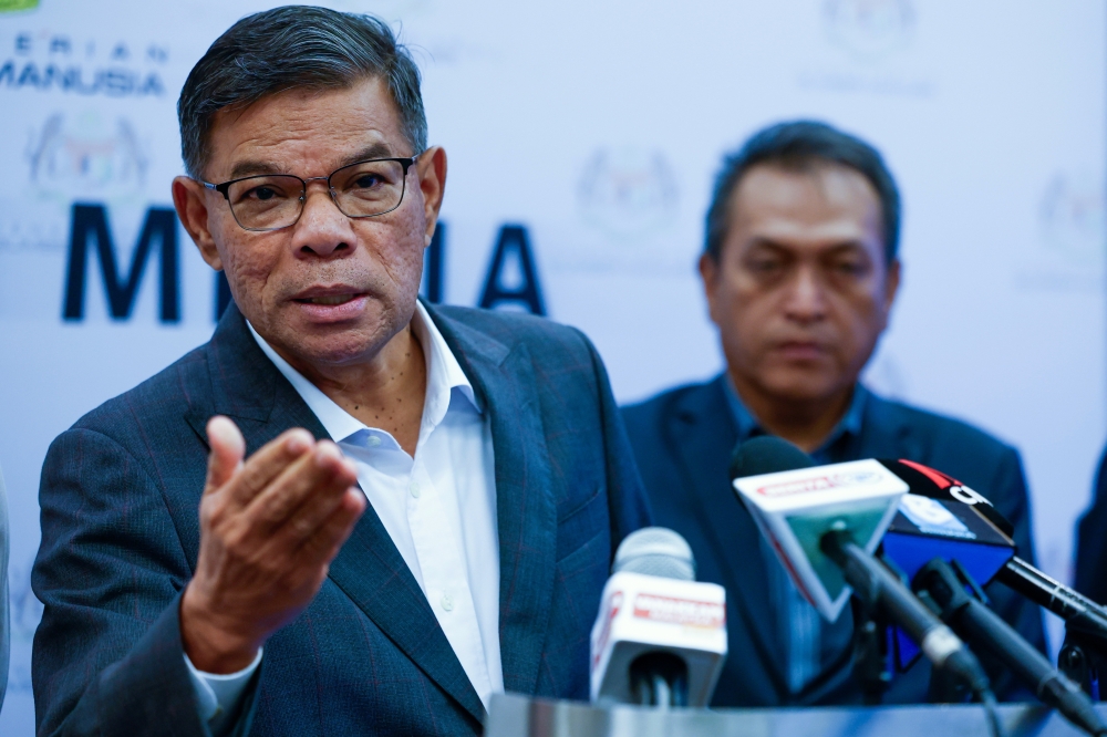 Home Minister Datuk Seri Saifuddin Nasution Ismail said there are only three official entry points along the Malaysia-Thailand border in Kelantan — the Immigration, Customs, Quarantine and Security (ICQS) Complexs in Rantau Panjang, Bukit Bunga and Pengkalan Kubor. — Bernama pic