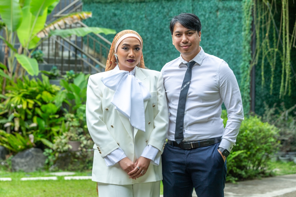 Kharisma Music International (KMI) founder Ahmad Jeffny Kamal (right) and co-founder, Indonesian singer, Yuka Kharisma. –– Picture by Raymond Manuel