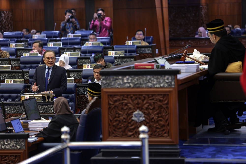 Prime Minister Datuk Seri Anwar Ibrahim said Malaysia’s stance on several international issues, including the conflict in Gaza and reforms within the United Nations, does not affect its strong trade relations with the United States. — Bernama pic