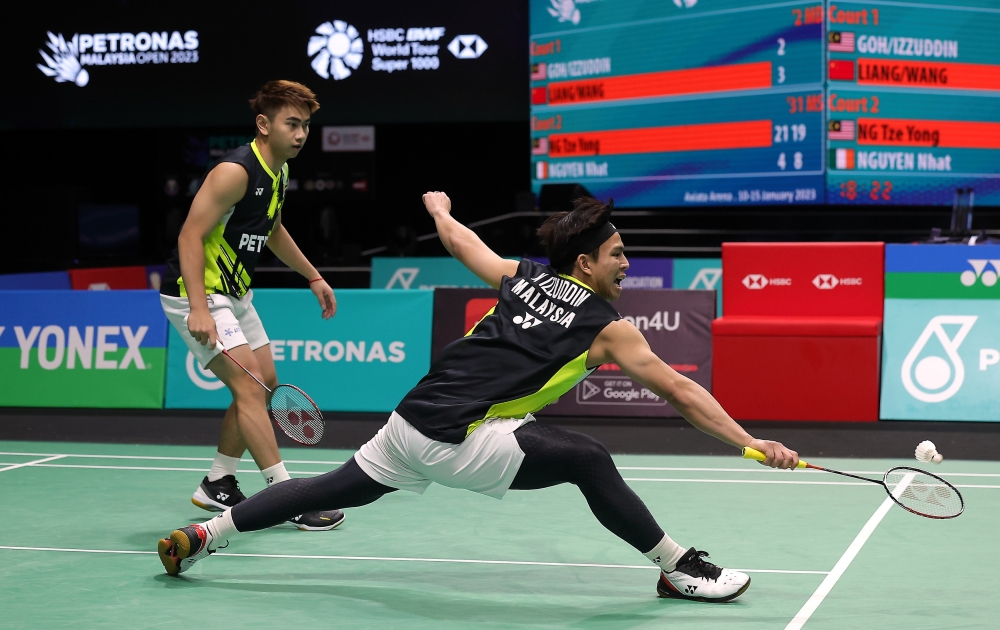 Goh Sze Fei and Nur Izzuddin Rumsani, were eliminated from the Li-Ning China Masters after a tightly contested quarter-final match last night.— Bernama file pic