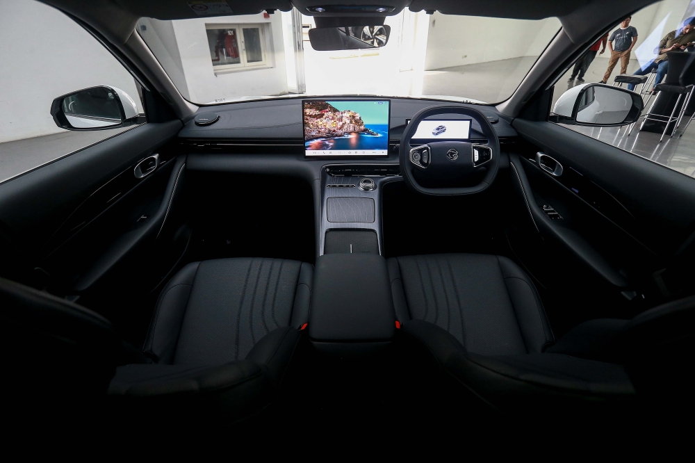 The Proton e.MAS 7 comes with an organised and spacious interior. — Picture by Sayuti Zanudin 