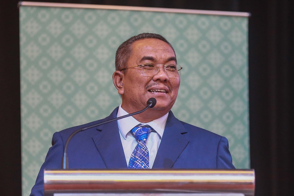 Datuk Seri Muhammad Sanusi Md Nor said the Kedah state government has allocated RM12 million for special assistance for its civil servants. — Picture by Sayuti Zainudin