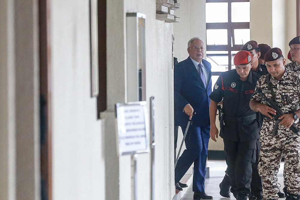 Former Prime Minister Datuk Seri Najib Razak was seen at the court compound for IPIC case here at Kuala Lumpur Court Complex. — Picture by Sayuti Zanudin