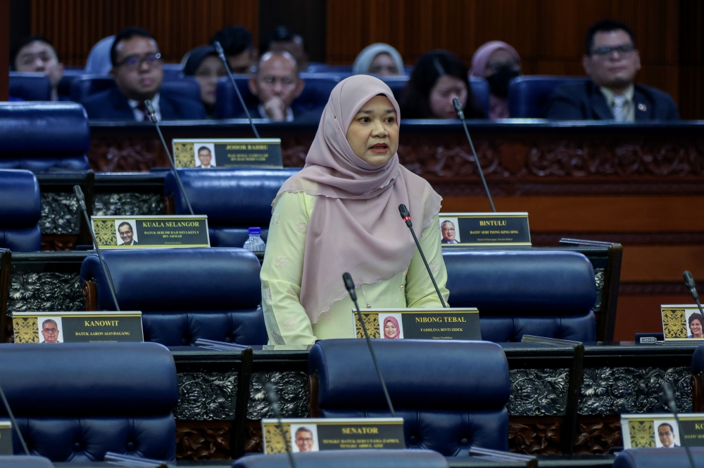 Minister of Education Fadhlina Sidek speaks during the Question Time session at the Dewan Rakyat sitting in Parliament on Nov 26, 2024. — Bernama pic
