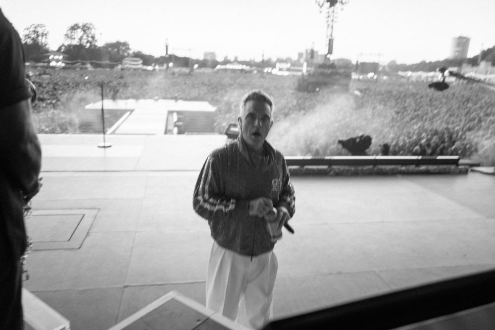 British singer-songwriter Robbie Williams’ turbulent life story served as inspiration for the musical movie ‘Better Man’, in which the pop star is portrayed as a CGI monkey. — Picture via X/robbiewilliams