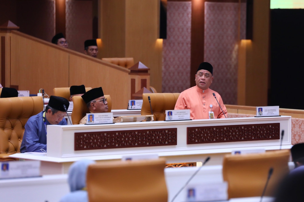 Perak Menteri Besar Datuk Seri Saarani Mohamad today announced a two-month salary bonus for state civil servants when tabling Budget 2025 at the state assembly sitting at the Perak Darul Ridzuan Building in Ipoh, Perak, November 29, 2024. –– Picture courtesy of the Perak Menteri Besar Office’s media unit. 