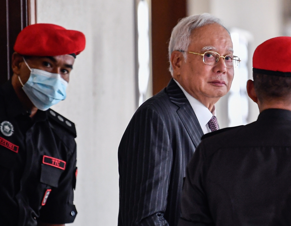 Former prime minister Datuk Seri Najib Razak is seen at the Court Complex in Kuala Lumpur for his 1MDB trial on December 5, 2024. — Bernama pic