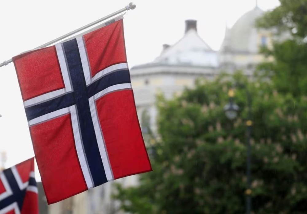 Norway’s sovereign wealth fund, the world’s largest, topped the symbolic 20-trillion-kroner mark (RM7.9 trillion) yesterday for the first time. — Reuters pic