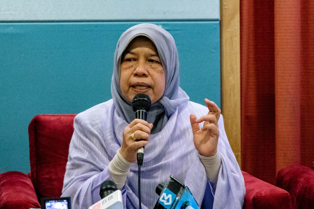 Former PKR vice-president Datuk Zuraida Kamaruddin has been ordered to pay RM100,000 instead of RM10 million to the party for breaching a bond agreement. — Picture by Firdaus Latif