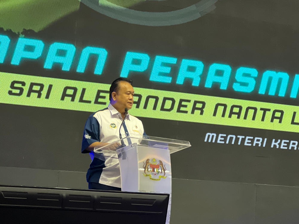 Public works minister Datuk Seri Alexander Nanta Linggi said costs of repair for flood-damaged roads so far totalled to about RM312.1 million as at December 11. — Picture by Opalyn Mok