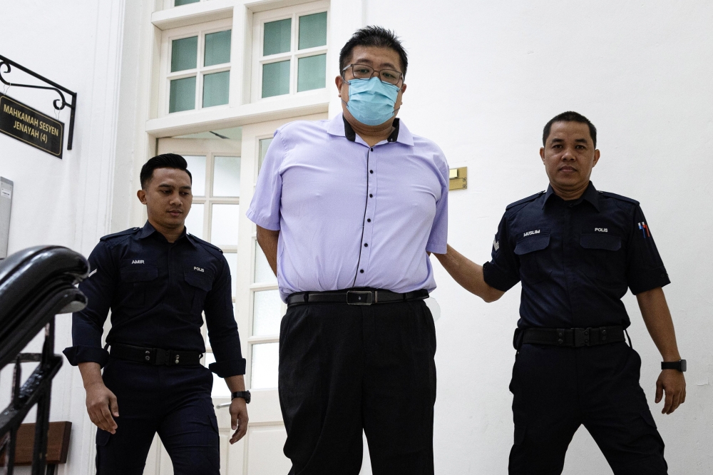 A co-curricular senior assistant teacher pleaded not guilty in the Sessions Court, here today, to two counts of committing physical sexual assault on a female student at a vernacular school here. — Bernama pic