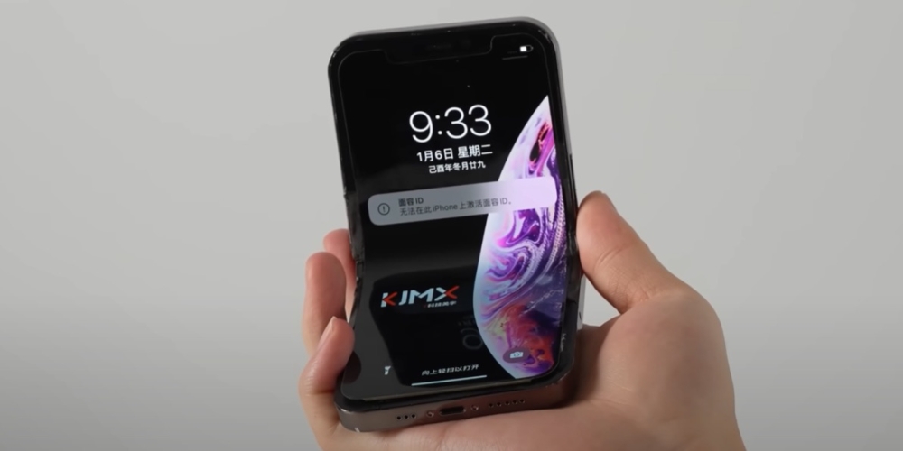 Foldable iPhone mod by The Aesthetics of Science and Technology. — SoyaCincau pic