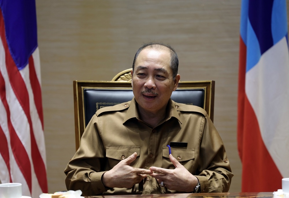 Hajiji extended Christmas greetings to all Christians celebrating the occasion in the state. — Bernama pic