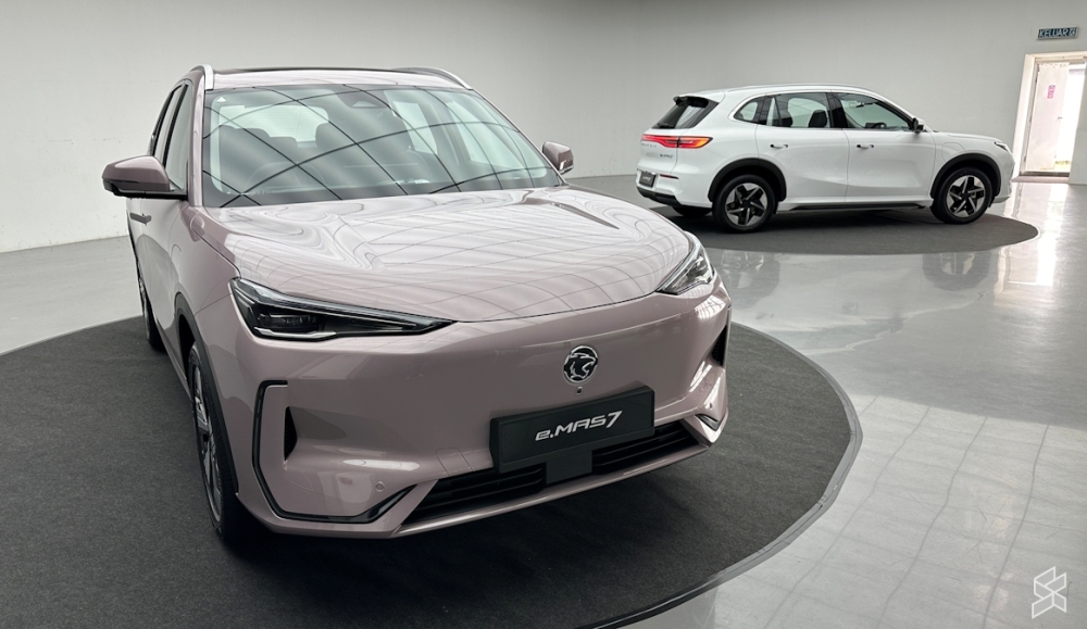 Proton e.MAS 7 could potentially be Malaysia’s most popular EV model in 2025. — SoyaCincau pic