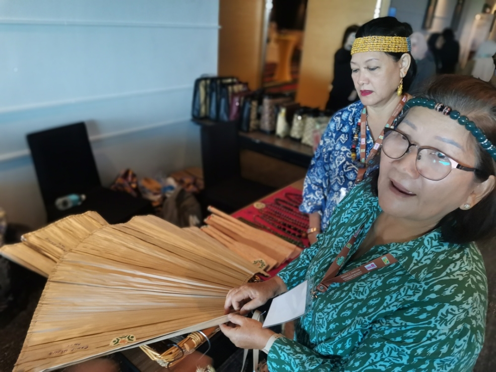 The multipurpose ‘sabit ukong’ can be folded for convenient handling and storage. — The Borneo Post pic