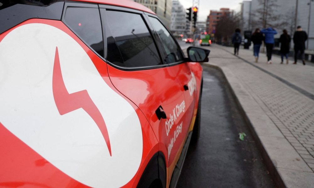 Nine out of ten new cars sold in Norway last year were powered by battery only. — Reuters pic