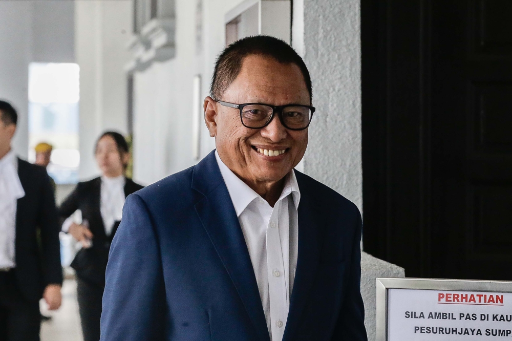 Umno supreme council member Datuk Mohd Puad Zarkashi said it is only right for PAS and the NGOs to cancel their Najib solidarity plans for January 6, 2025 since Umno has done so. — Picture by Sayuti Zainudin