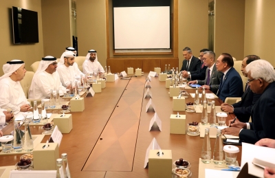 PM Anwar meets UAE sovereign wealth fund managers on Day Two of Middle East tour to boost food, energy, AI, and data trade