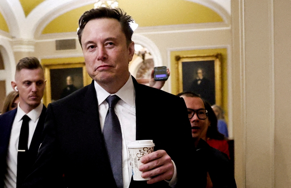 The SEC said that at the expense of unsuspecting investors, Musk had bought more than US$500 million (RM2.2 billion) of Twitter shares at artificially low prices before finally revealing his purchases on April 4, 2022, by which time he owned a 9.2 per cent stake. — Reuters pic
