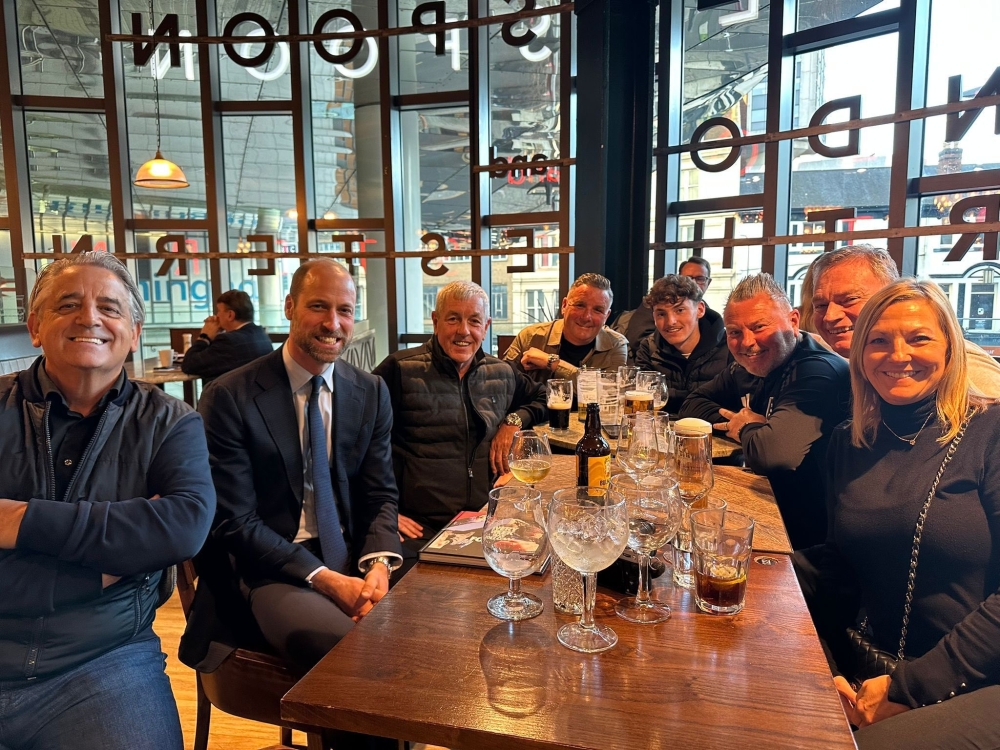 Prince William, who is a long-standing Villa fan, joined eight season-ticket holders, buying them a round of beers and chatted about Unai Emery’s team while drinking a glass of cider. — Picture via Facebook