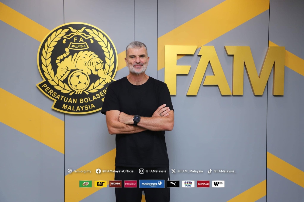 Dr Duncan aims to make the Harimau Malaya team the squad with the fittest players in Asia. — Picture via Facebook