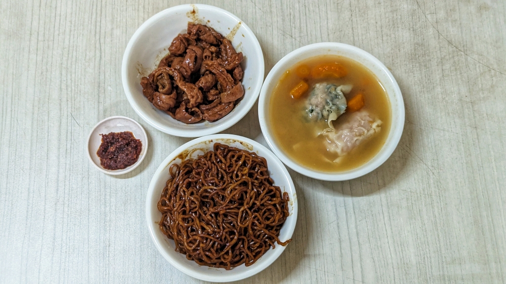 Springy noodles, soft intestines and plump, satisfying dumplings in the best ABC soup you can find, all at Dan Ji Dumpling — Picture by Ethan Lau