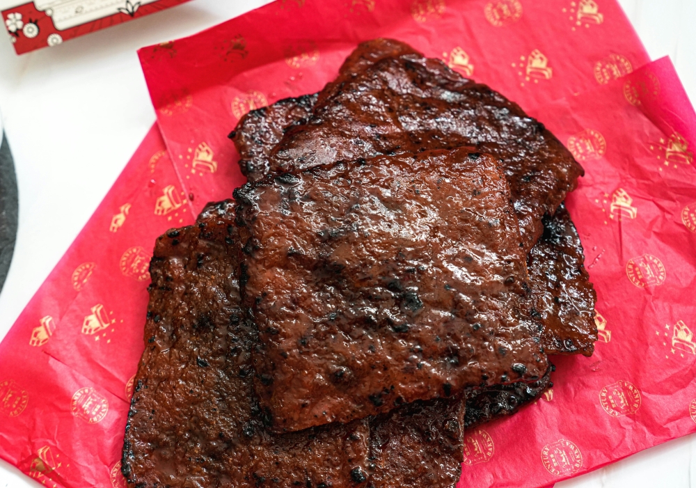 The SFA clarified that Malaysia is still not an approved source country for pork and beef under current regulations. This announcement came in response to numerous complaints shared on Facebook by people who had encountered difficulties bringing the barbecued pork slices from Johor into Singapore. — Unsplash pic