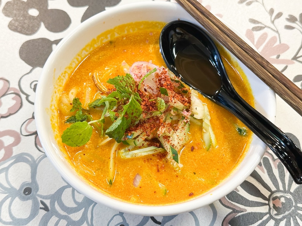 Granny Q Famous Lemak Laksa is the type of ‘laksa’ where you will drink every drop of its fragrant broth till it’s all gone. — Picture by Lee Khang Yi