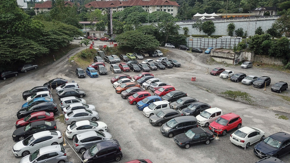 An aerial view of an open parking space in Kuala Lumpur. — Picture by Sayuti Zainudin