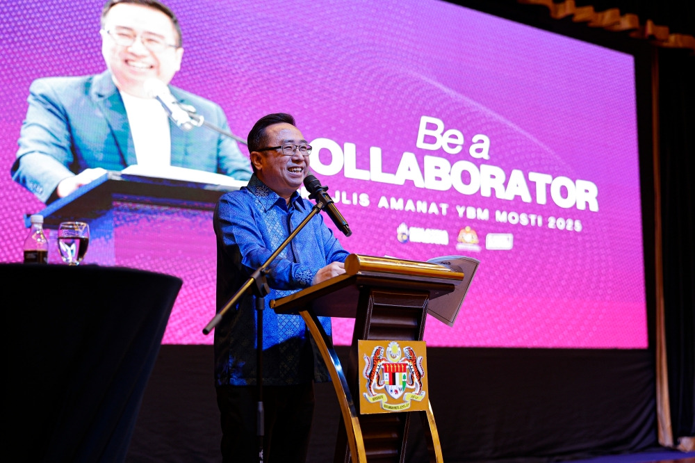 Minister of Science, Technology and Innovation Chang Lih Kang gives the Mosti New Year’s Message in Bangi January 21, 2025. — Bernama pic
