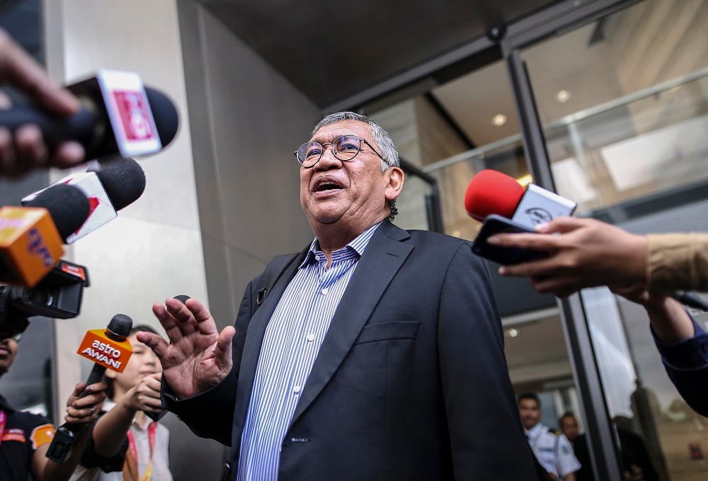 Former attorney general Tan Sri Abdul Gani Patail as seen in May 2018. — Picture by Azneal Ishak
